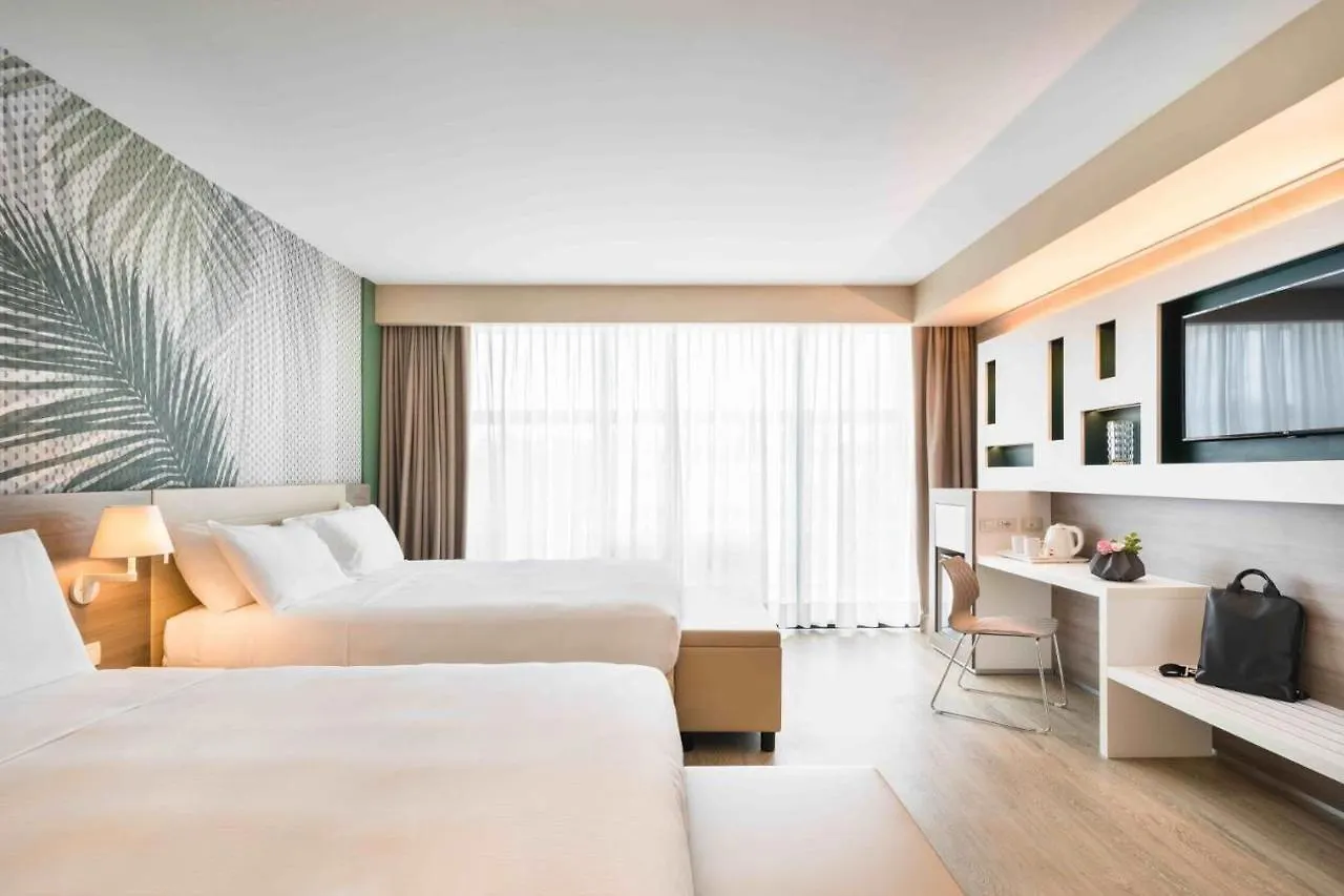 Enjoy Garda Hotel Peschiera del Garda 4*,