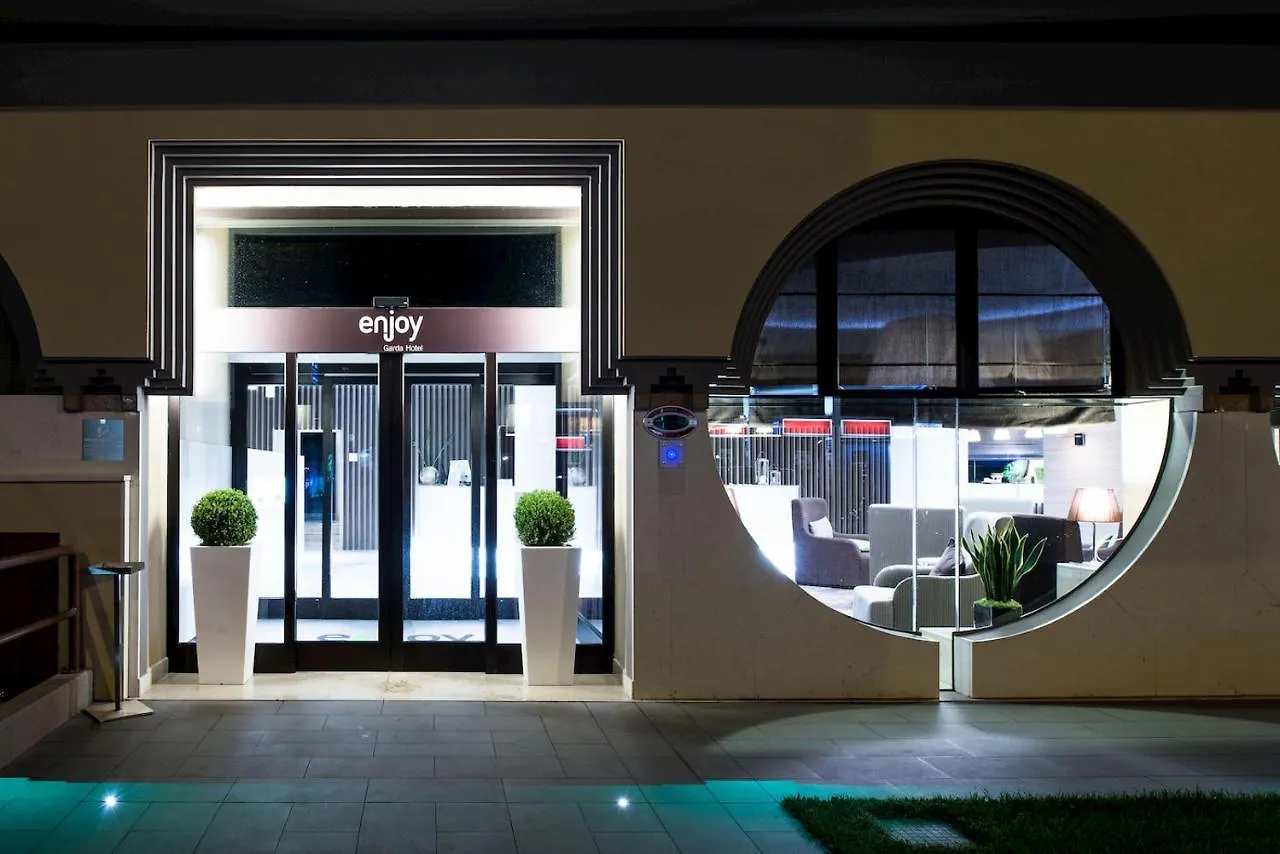 Enjoy Garda Hotel Peschiera del Garda Italia